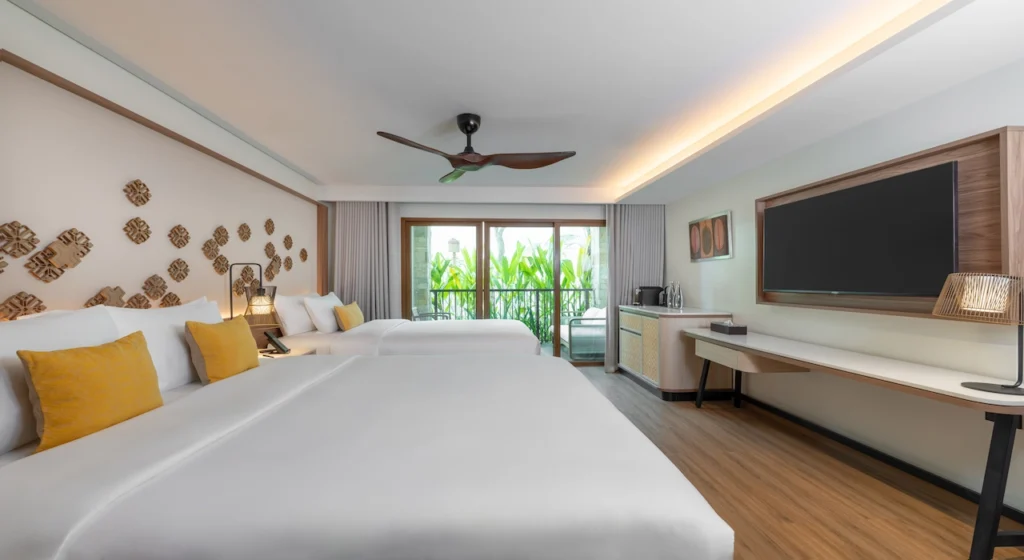 Crimson Mactan