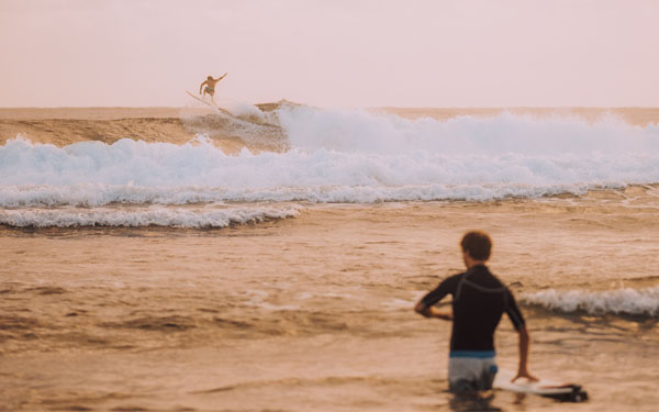 Holiday Packages_0015_Discover the Philippines The Leap Surfing in Siargao