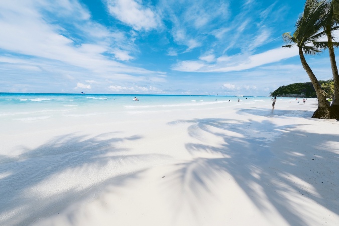 White Beach photo by Erwin Lim